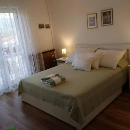 Nada Apartment Vrboska